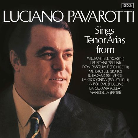 "Luciano Pavarotti Sings Tenor Arias from", gefolgt von einer Liste von Opern. Porträt eines Mannes im Anzug.