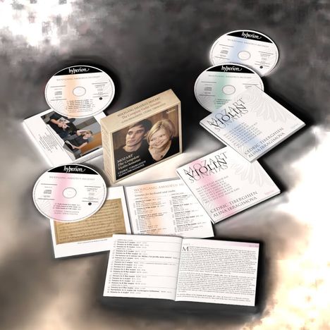 CD-Set von "MOZART: The Complete Violin Sonatas". Cover zeigt zwei Personen. Discs und Booklets sind arrangiert.