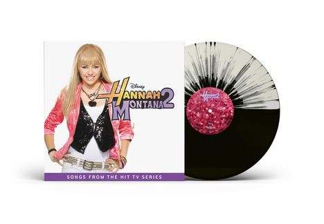 "Hannah Montana 2: Songs from the Hit TV Series" steht auf schwarzem Vinyl, rosa Glitzeretikett. Blonde Frau mit rosa Jacke.