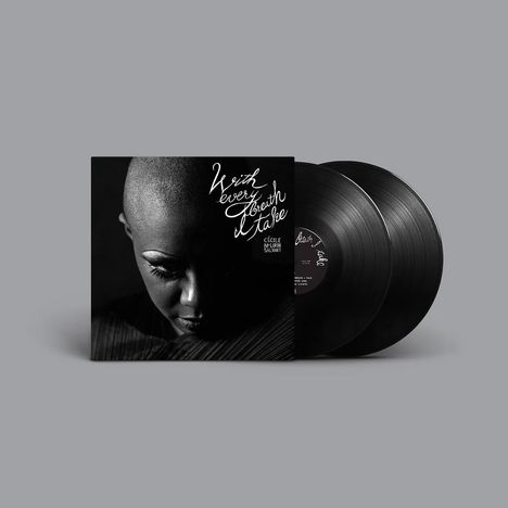 Cover mit Text: "With Every Breath I Take" und "Cécile McLorin Salvant". Schallplatten neben dem Cover, Porträt einer Frau.