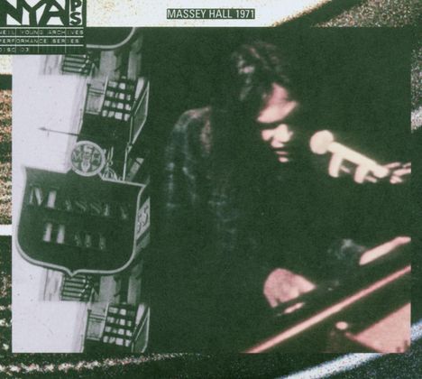 Neil Young: Live At Massey Hall 1971 (HDCD + DVD), 1 CD und 1 DVD