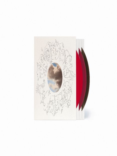 Verschnörkelte, handgeschriebene Wörter umgeben ein Oval mit Wolken; daneben rote und schwarze Vinyl-Schallplatten.