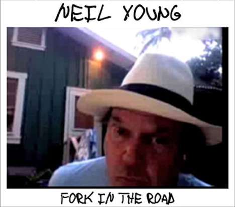 Neil Young: Fork In The Road (CD + DVD), 1 CD und 1 DVD