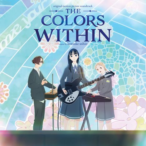 „THE COLORS WITHIN“, Musik von Kensuke Ushio. Drei junge, stilisierte Figuren mit Musikinstrumenten vor buntem Hintergrund.