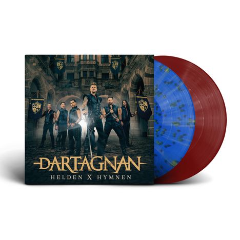 DARTAGNAN - HELDEN X HYMEN. Eine Gruppe von sieben Männern in Lederkleidung, umgeben von Wappen und Schwertern.