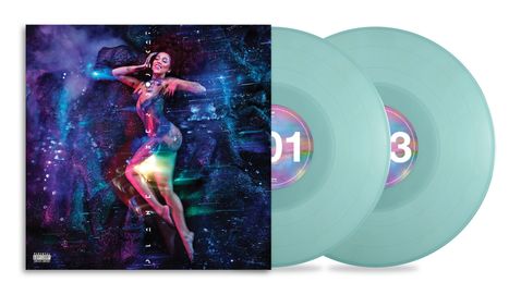 Vertikaler Text: "PLANET HER". Frau in bunten Farben, kosmische Szenerie. Zwei hellgrüne Schallplatten mit Nummern "01" und "03".