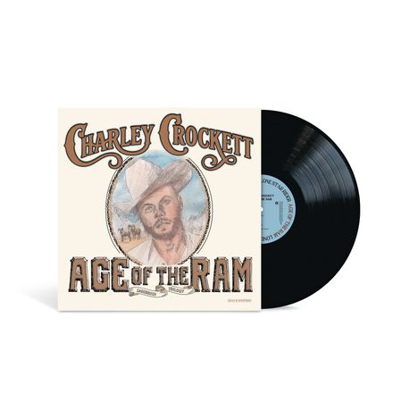 "Charley Crockett", "Age of the Ram". Ein gezeichneter Cowboy mit Hut, darunter eine schwarze Schallplatte.