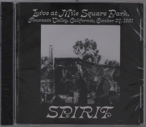 Live at Mile Square Park, Fountain Valley, California, October 27, 1991. Schwarz-weißes Konzertfoto, "Spirit" darunter.