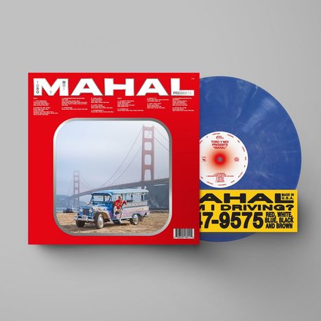 Albumcover mit rotem Hintergrund, dem Text "TORO Y MOI PRESENTS MAHAL". Enthält blaue Vinylschallplatte, Auto vor Golden Gate Bridge.