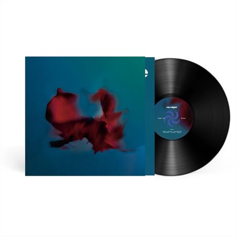 Der Text auf der Schallplatte lautet: "no cigar, Under These, Bar Lies". Links zeigt eine blau-rote abstrakte Kunst.