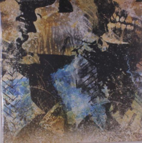 Illustration: Abstrakte Formen in dunklen Farben, überlagert mit Blau- und Beigetönen, erzeugen eine tiefgründige Szene.