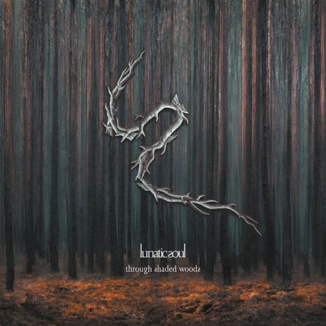 Texte: „lunatic soul“, „through shaded woods“. Eine Illustration eines Waldes mit abstraktem Ast, der eine Form bildet.