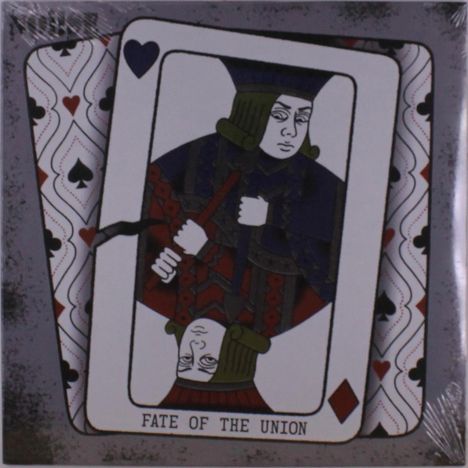 „FATE OF THE UNION“. Eine Spielkarte; ein Bube hält ein Schwert. Herzen und Pik-Symbole sind sichtbar.