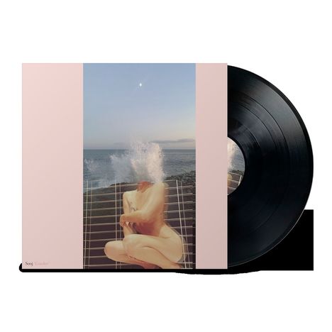 Text: "Sooj 'Crusher'". Eine surreale Illustration: Person mit Meer- und Wellenelementen statt Kopf, sitzt vor Ozean.