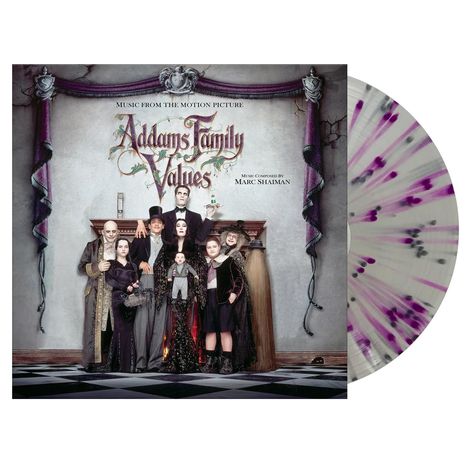 „Addams Family Values“ und „Music Composed by Marc Shaiman“ sind prominent. Darunter eine Illustration der Addams Family.