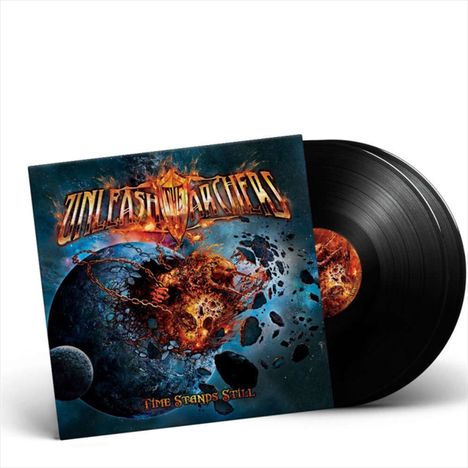Cover einer Schallplatte: „Unleash The Archers“ in Flammen, „Time Stands Still“ unten, kosmische Explosion mit Ketten.