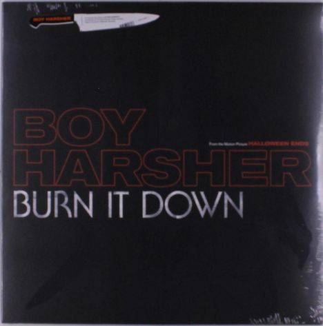 Text: "Boy Harsher - Burn It Down, From the Motion Picture Halloween Ends." Schwarzer Hintergrund, Messer-Grafik oben.