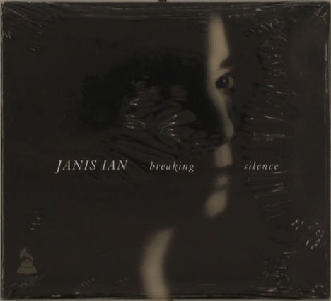 "JANIS IAN breaking silence" in weißer Schrift auf dunklem Hintergrund, halb verdecktes Gesicht rechts.