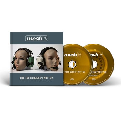 Text: "mesh" und "THE TRUTH DOESN'T MATTER". 

Cover zeigt zwei Modellköpfe mit Headset, zwei goldene CDs.