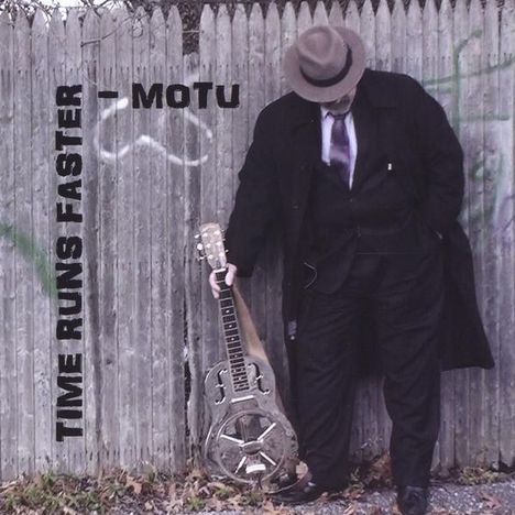 Motu: Time Runs Faster (CD + DVD), 1 CD und 1 DVD
