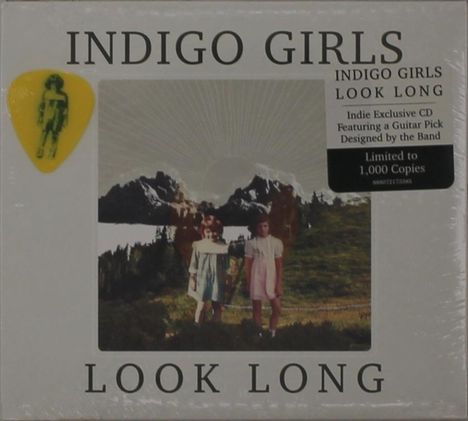 "Indigo Girls" und "Look Long" stehen oben und unten. Ein Sticker spricht von einer Indie-CD mit 1.000 Exemplaren.