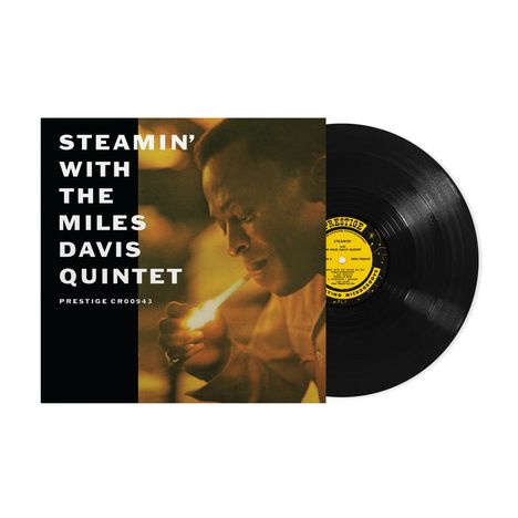 "STEAMIN’ WITH THE MILES DAVIS QUINTET PRESTIGE CR00943"; Cover zeigt einen Mann beim Anzünden einer Zigarette.