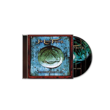 Text: "JOE LYNN TURNER", "SECOND HAND LIFE". CD-Cover mit blauem Hintergrund und einem kreisförmigen Symbol in der Mitte.
