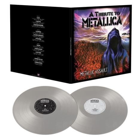 Text: "A Tribute to Metallica", "Metallic Assault". Illustration mit mystischer Figur vor einem blitzenumgebenen, felsigen Hintergrund. Zwei silberne Vinyl-Schallplatten darunter.