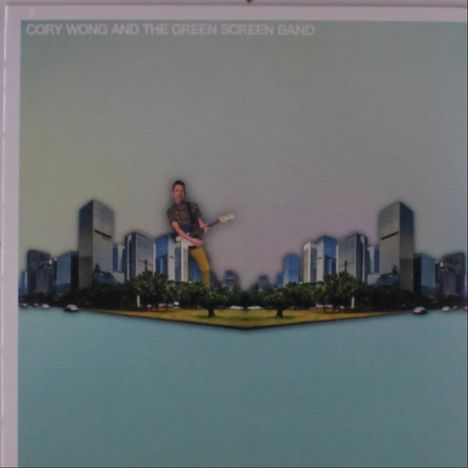 Text: "CORY WONG AND THE GREEN SCREEN BAND". 

Person mit Gitarre vor städtischer Skyline und grünem Park.
