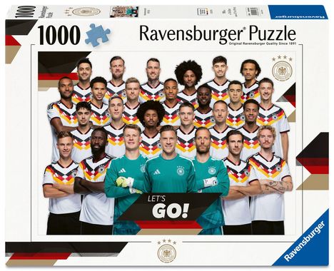 Texte: "1000", "Ravensburger Puzzle", "LET’S GO!". Logo des deutschen Fußballbundes. 24 Fußballspieler in Trikots.
