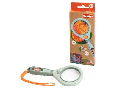"Scout"; "3x", "10x", "5+"; Lupe mit Blumenfoto auf Verpackung; zwei Kinder mit Mützen und orangefarbener Schlaufe.