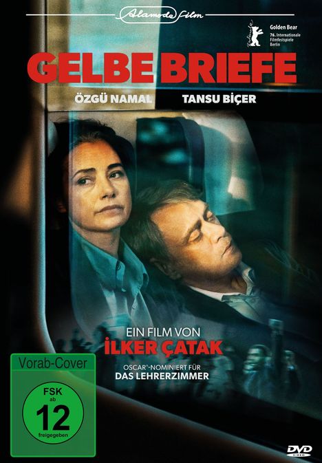 Titel: "Gelbe Briefe". Namen: Özgü Namal, Tansu Biçer. Film von İlker Çatak. Vorab-Cover. Personen im Zug; Frau wach, Mann schläft.