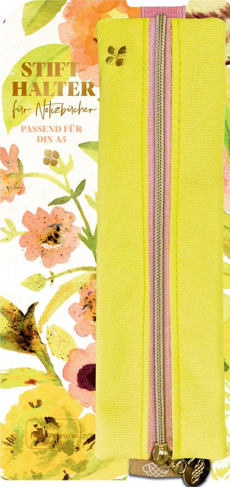 Text: "STIFTHALTER für Notizbücher. PASSEND FÜR DIN A5." Grüne Hülle mit Reißverschluss, umgeben von bunten Blumen.