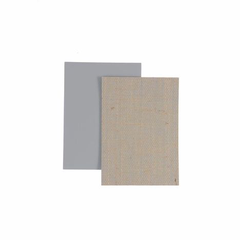 Kein Text vorhanden. Zwei rechteckige Rechtecke, eines grau, das andere beige, nebeneinander platziert.