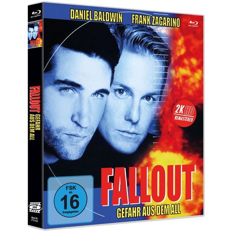 "FALLOUT: GEFAHR AUS DEM ALL" in gelb auf blauem Hintergrund. Zwei blaue Gesichter, Feuer rechts. Blu-ray Cover.