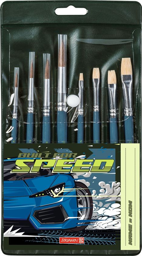 „BUILT FOR SPEED“ steht auf einer Verpackung mit verschiedenen Pinseln, darunter eine Illustration eines blauen Autos.
