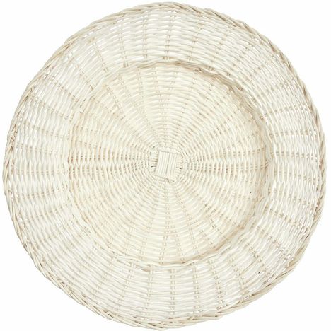 Ein runder, heller, geflochtener Korb in einem einfachen, gleichmäßigen Muster.