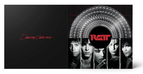 "Dancing Undercover" in roter Schrift links. Ein Bild zeigt fünf Männer in Schwarzweiß, rechts ein Logo mit "RATT".