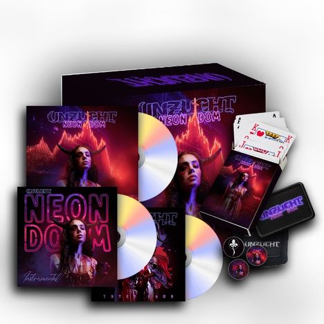 "UNZUCHT NEON DOM" steht auf Box und CDs, neben einer Frau vor einer neonbeleuchteten Kulisse. Zu sehen sind CDs, Karten und Buttons.