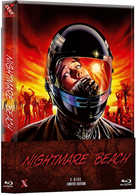 Aufschrift: "NIGHTMARE BEACH", "2-DISC LIMITED EDITION". Illustration mit Helm, Sonnenuntergang und tanzenden Menschen.