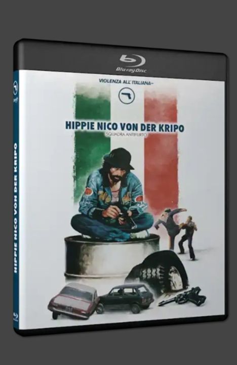 "HIPPIE NICO VON DER KRIPO". Italienische Flagge, Mann sitzt, Polizeiszene mit Autos und Rädern, Blu-ray-Hülle.