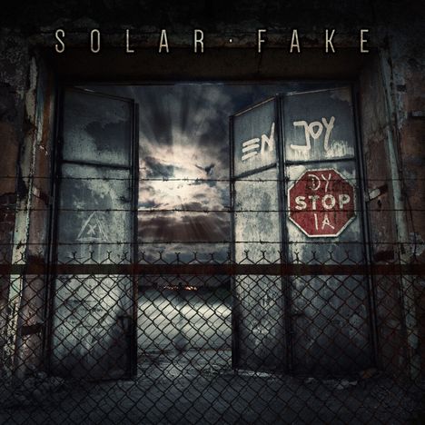 Solar Fake: Enjoy Dystopia (Deluxe Edition), 2 CDs
