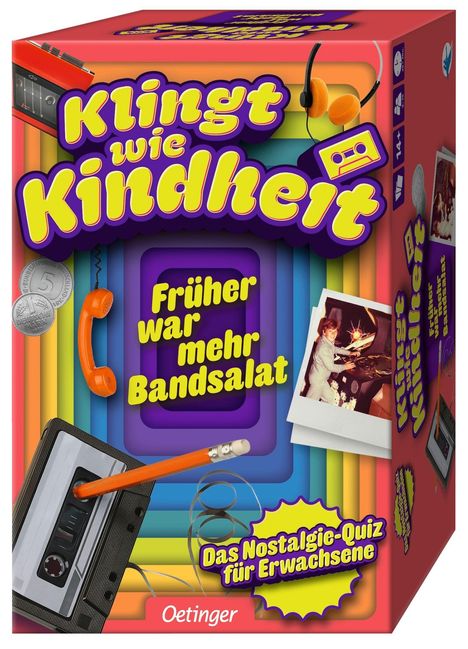 "Klingt wie Kindheit", "Früher war mehr Bandsalat", "Das Nostalgie-Quiz für Erwachsene". Design mit Kassette, Telefon.