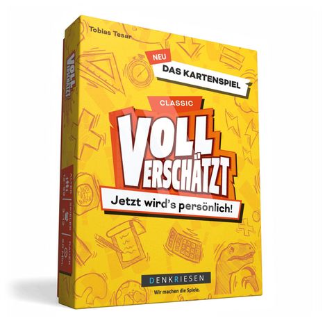 "VOLL VERSCHÄTZT" Kartenspielbox in Gelb mit Illustrationen. Text: "Jetzt wird's persönlich!", "DENKRIESEN".