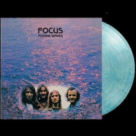 Text: "FOCUS MOVING WAVES". Cover zeigt vier Männer, teilweise von blauen Wellen umgeben. Eine türkisfarbene Schallplatte.