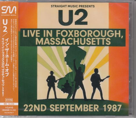 "Straight Music presents U2 Live in Foxborough, Massachusetts, 22nd September 1987" steht auf stilisierter Konzertbühne.