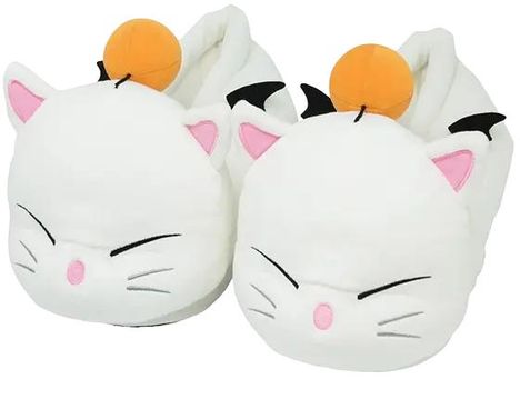 Puschelige Hausschuhe in Form weißer Tiere mit rosa Ohren und gelben Kugeln auf dem Kopf.