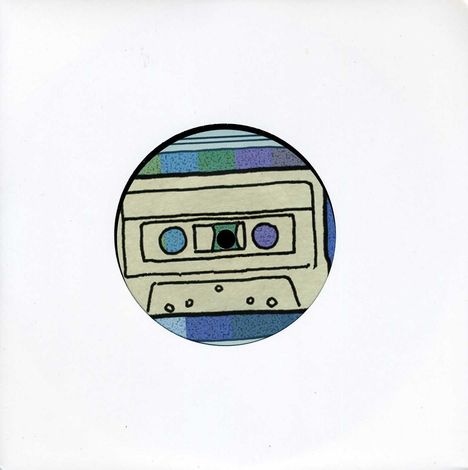 Illustration einer Kassette, umgeben von bunten Quadraten, in einem runden Ausschnitt platziert.