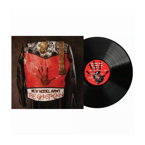 "New Model Army, The Ghost of Cain" auf schwarzer Lederjacke, rotes Vinyl-Label mit Titeln.