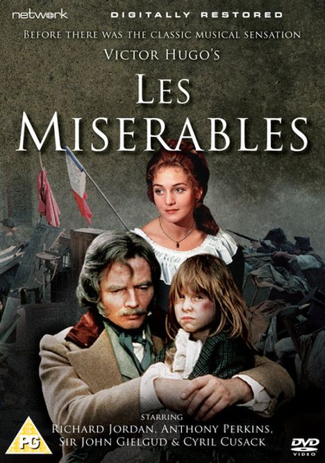 Text enthält: "DIGITALLY RESTORED", "VICTOR HUGO'S LES MISERABLES". Drei Personen vor revolutionärer Szene.